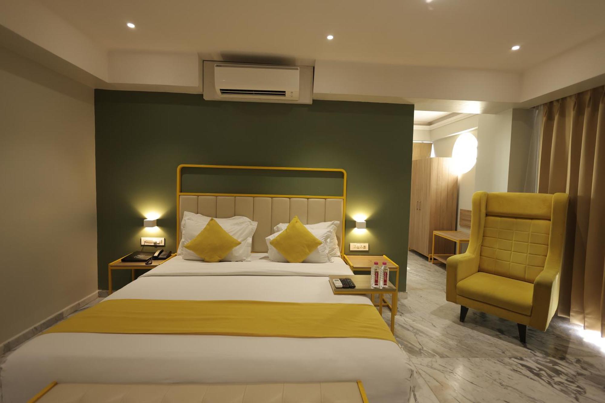 Phoenix - Unmatched Comfort Udaipur Exterior photo